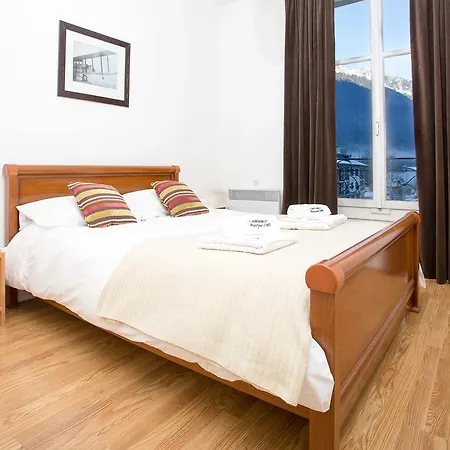 Mont Blanc 98 - Year Apartment *
