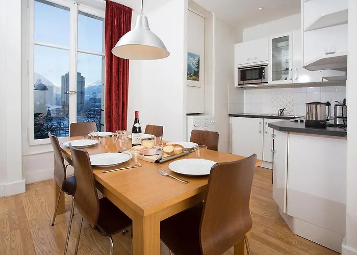 Mont Blanc 98 - Year Apartment